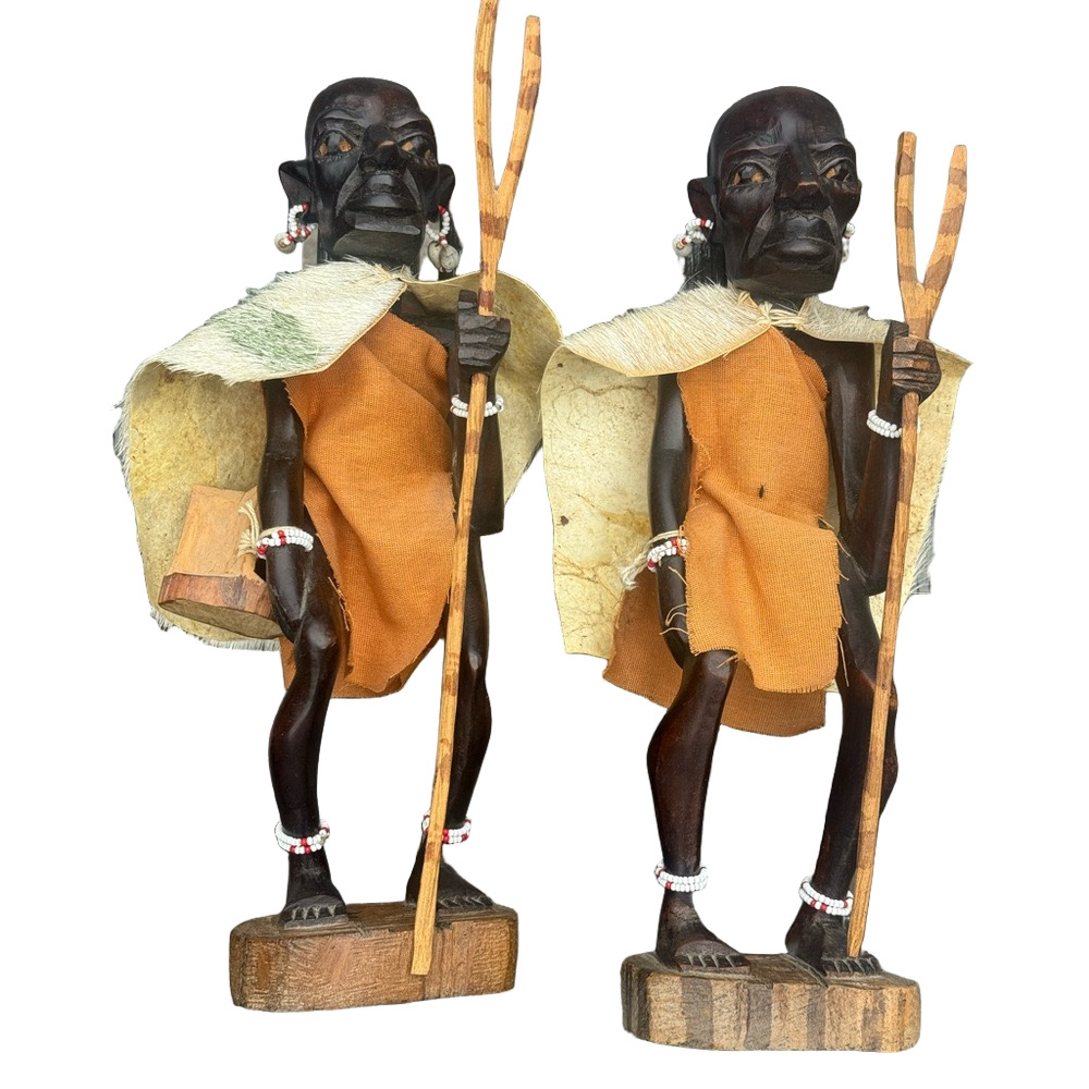 Maasai Warriors Tribal Figurines from Kenya. Sold as a pair. - Picture 2 of 11